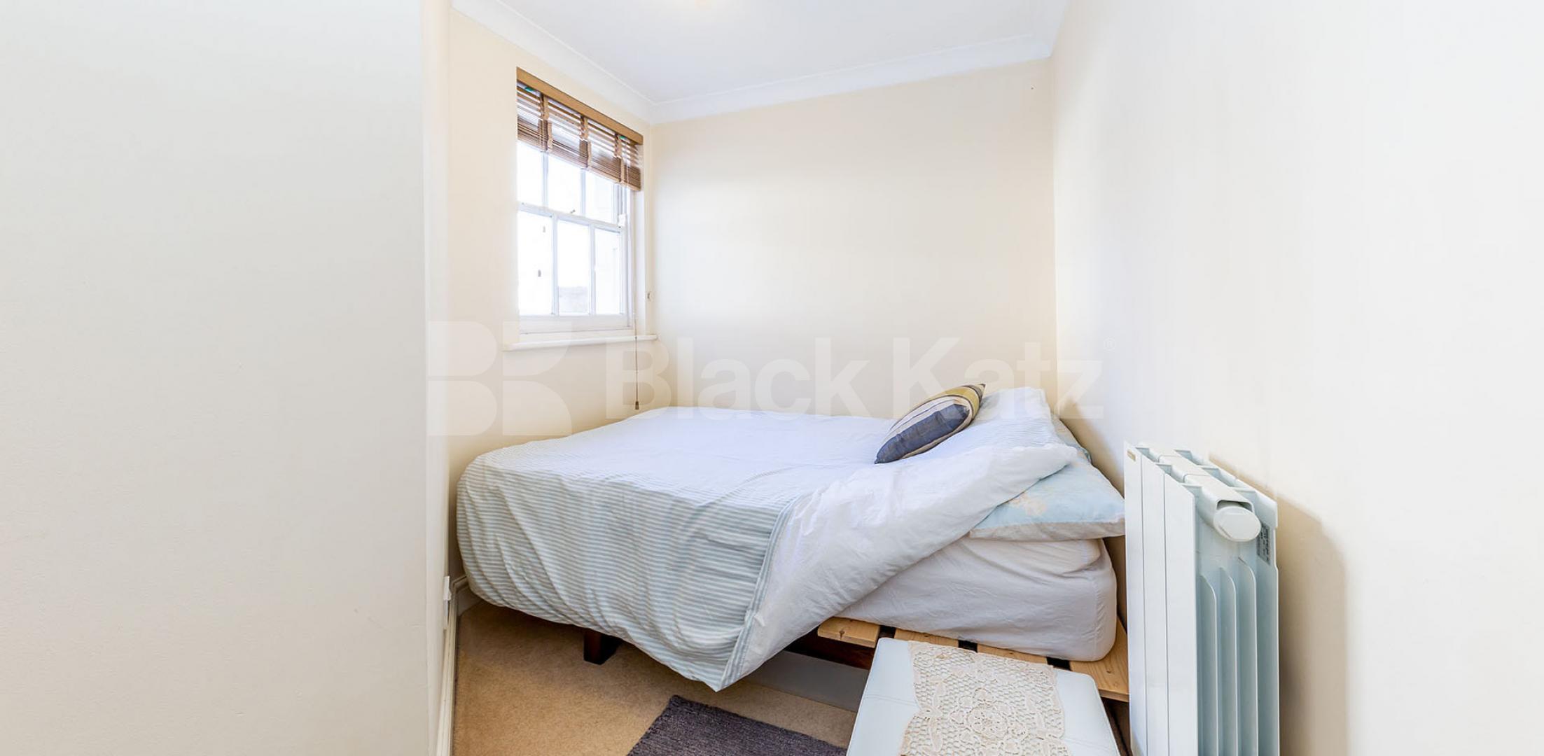 			MODERN 2 BED NEAR TUBE AND REGENTS PARK!, 2 Bedroom, 1 bath, 1 reception Flat			 Mornington Place , CAMDEN